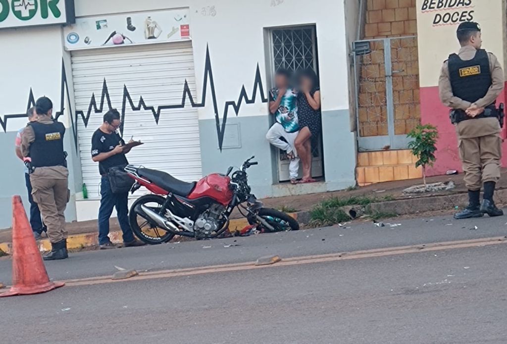 Mulher morre em grave acidente envolvendo duas motocicletas em São