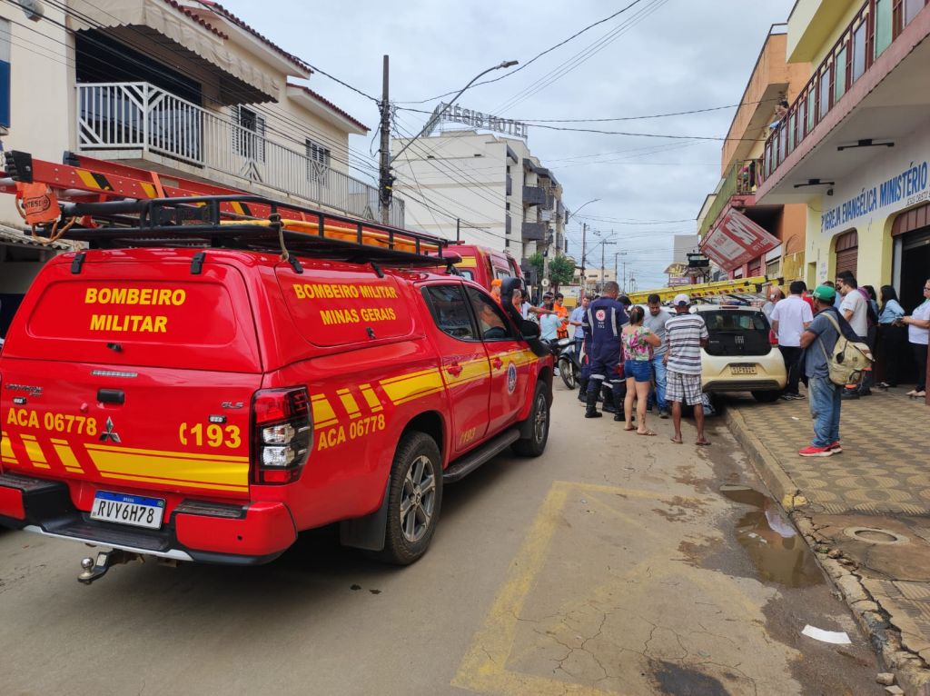 Acidente na Rua Ceará próximo à rodoviária envolve múltiplos veículos, deixando um ferido | Patos Agora - A notícia no seu tempo - https://patosagora.net