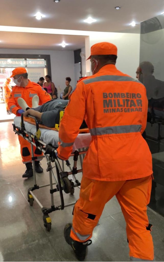 Corpo de Bombeiros realiza simulado de rota de emergência na Santa Casa de Patrocínio | Patos Agora - A notícia no seu tempo - https://patosagora.net