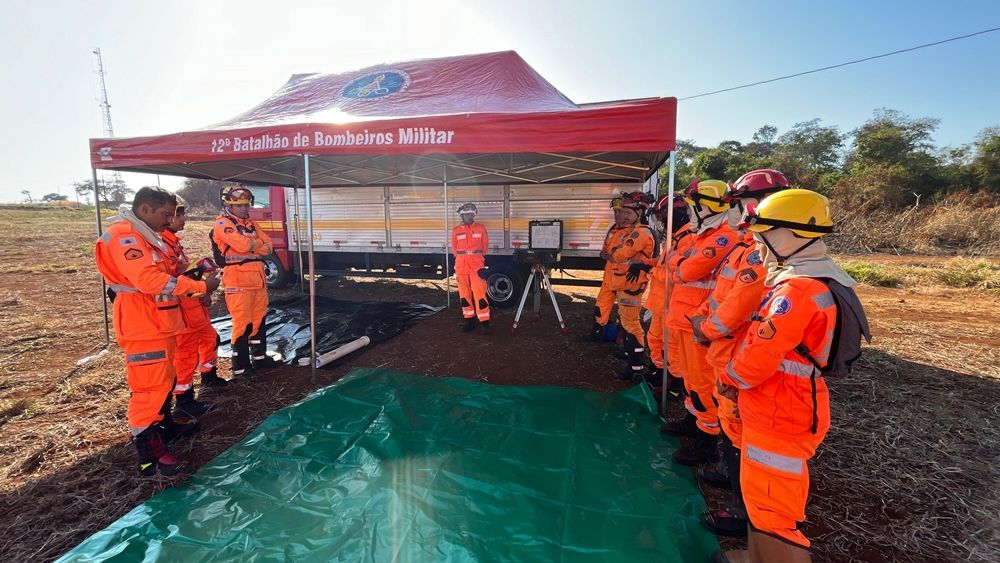 Corpo de Bombeiros realiza treinamento na Mata do Cachorro | Patos Agora - A notícia no seu tempo - https://patosagora.net