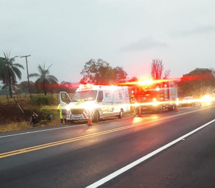 Condutor morre em tombamento de veículo na MG-462, em Patrocínio | Patos Agora - A notícia no seu tempo - https://patosagora.net