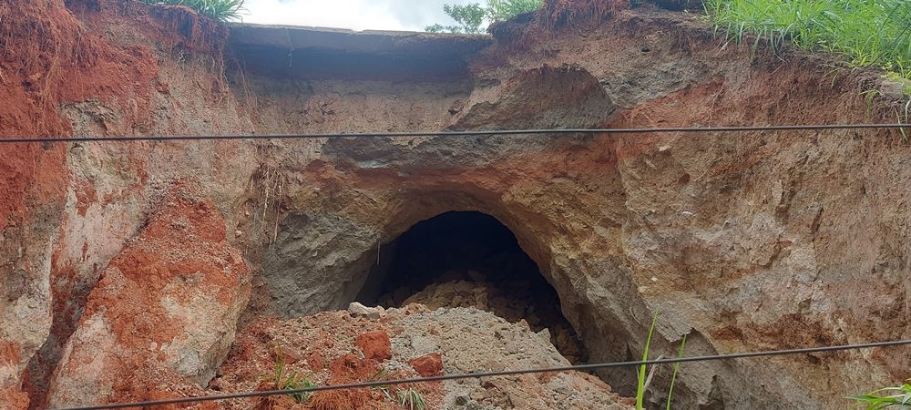 Chuvas causam deslocamento na faixa da MG-190 e obras emergenciais são iniciadas | Patos Agora - A notícia no seu tempo - https://patosagora.net