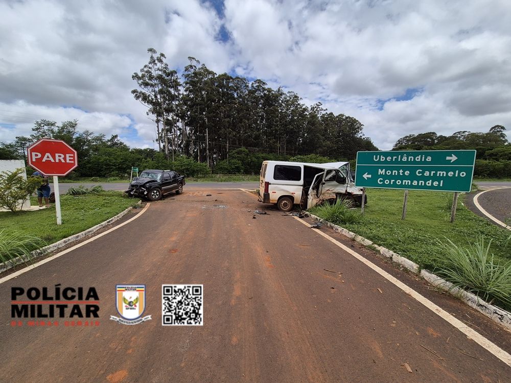 Acidente na MG-190 deixa dois condutores gravemente feridos | Patos Agora - A notícia no seu tempo - https://patosagora.net