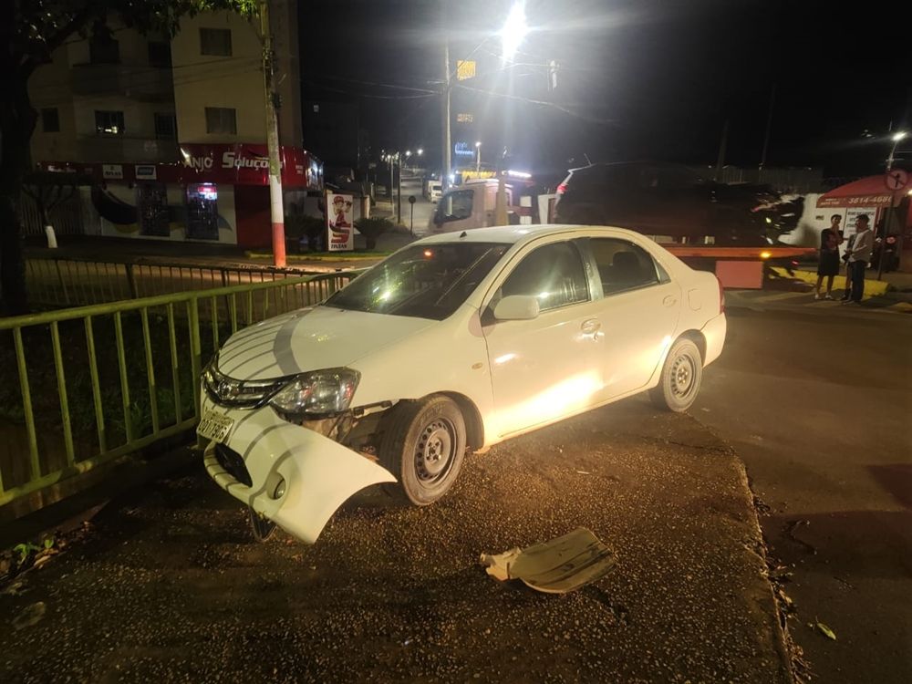 Condutor com sintomas de embriaguez é preso após colidir em veículo na Av. Fátima Porto | Patos Agora - A notícia no seu tempo - https://patosagora.net