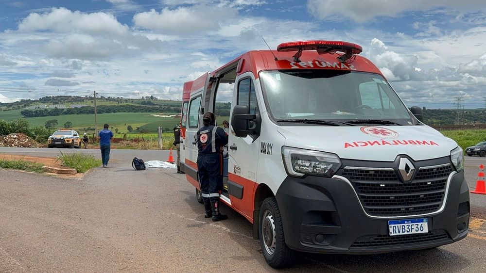 Ciclista morre em colisão com caminhão na MGC-354 | Patos Agora - A notícia no seu tempo - https://patosagora.net