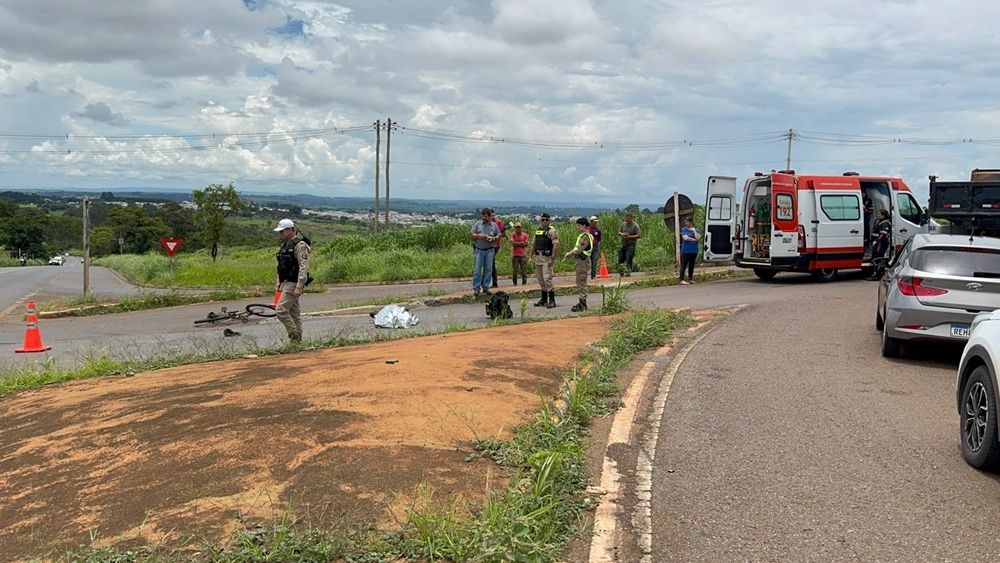 Ciclista morre em colisão com caminhão na MGC-354 | Patos Agora - A notícia no seu tempo - https://patosagora.net