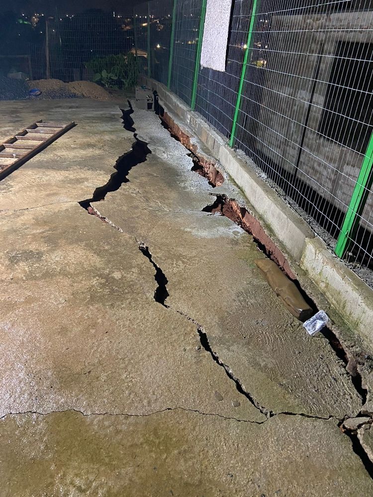 Veículos ilhados e resgates marcam noite de chuva forte na virada do ano em Patos de Minas | Patos Agora - A notícia no seu tempo - https://patosagora.net