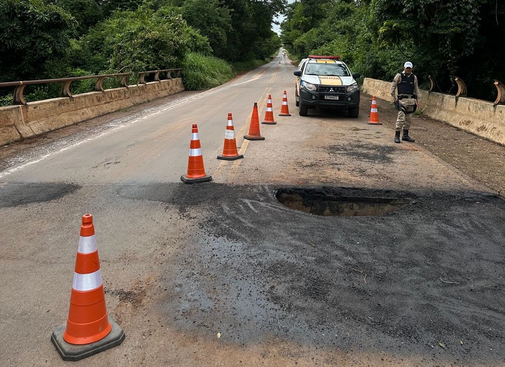 Interdição total da MG-188 após danos na ponte do Ribeirão Forquilha | Patos Agora - A notícia no seu tempo - https://patosagora.net