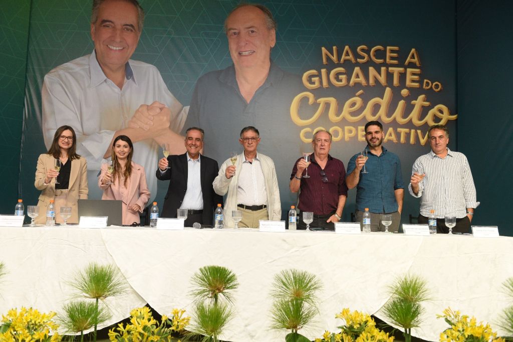 Nasce uma gigante do cooperativismo: união de forças forma uma das maiores cooperativas do Brasil | Patos Agora - A notícia no seu tempo - https://patosagora.net