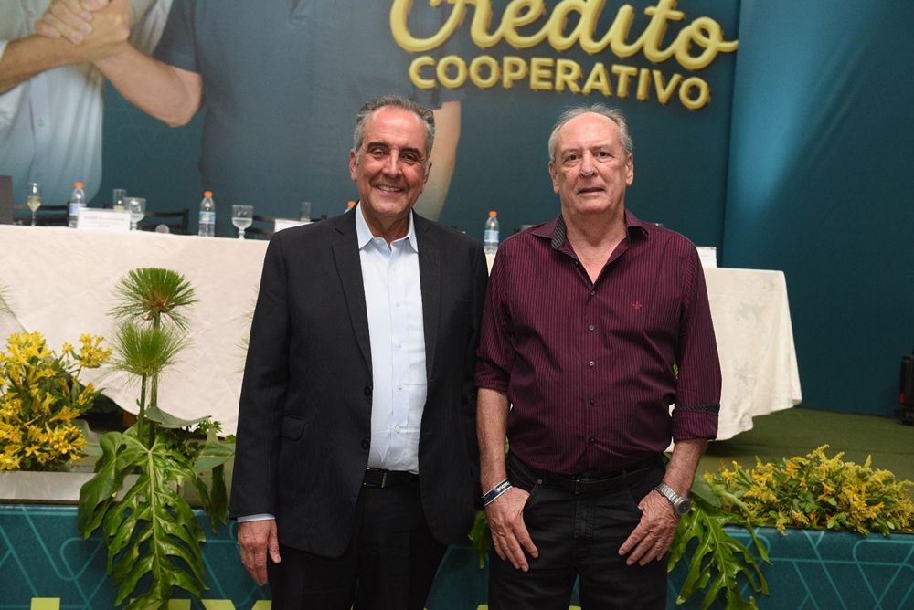 Nasce uma gigante do cooperativismo: união de forças forma uma das maiores cooperativas do Brasil | Patos Agora - A notícia no seu tempo - https://patosagora.net