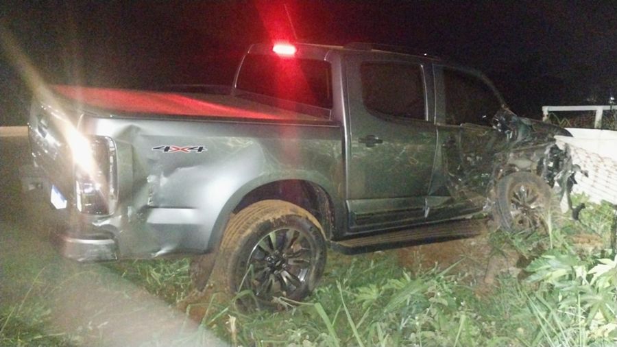 Colisão entre duas caminhonetes e mais dois carros é registrada na MG-230 em Patrocínio | Patos Agora - A notícia no seu tempo - https://patosagora.net