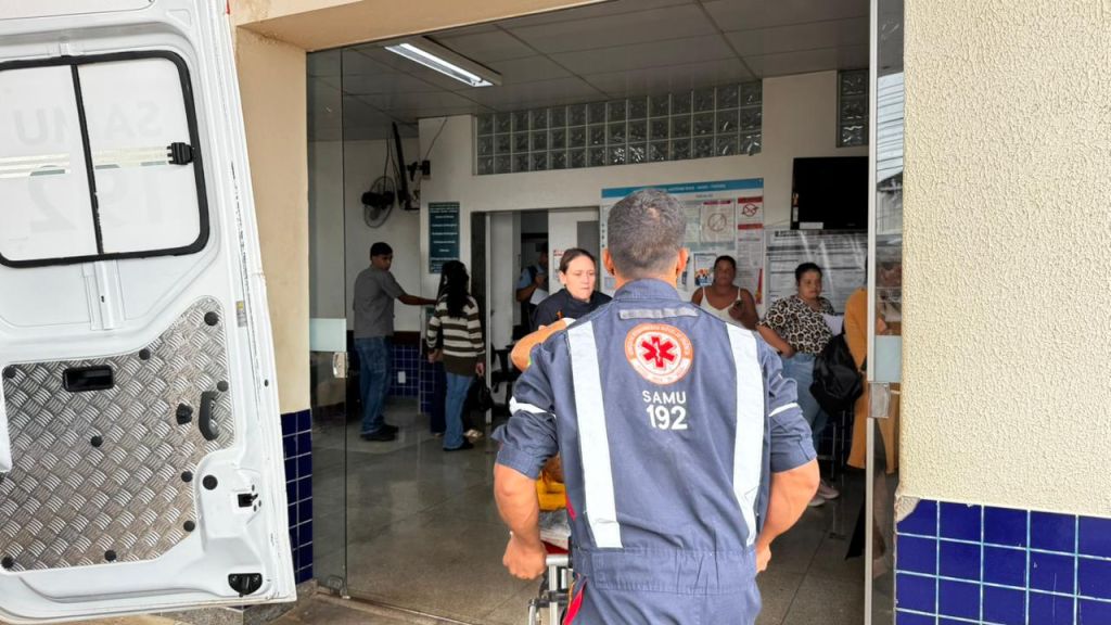 Ônibus tomba e deixa vítimas fatais e de ferimentos na BR-365 | Patos Agora - A notícia no seu tempo - https://patosagora.net