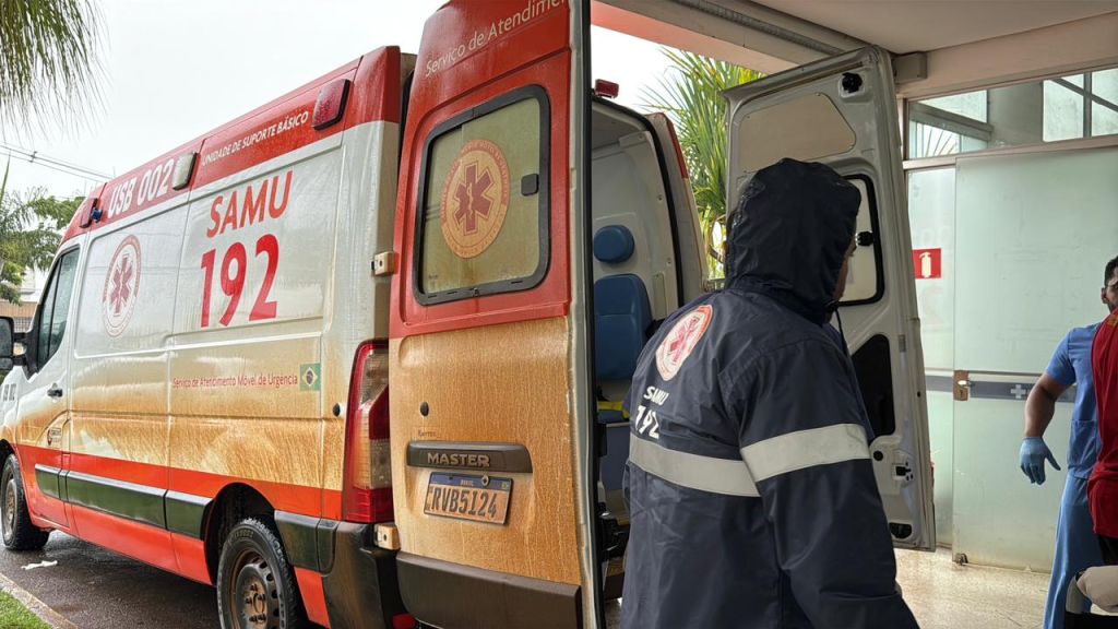 Ônibus tomba e deixa vítimas fatais e de ferimentos na BR-365 | Patos Agora - A notícia no seu tempo - https://patosagora.net