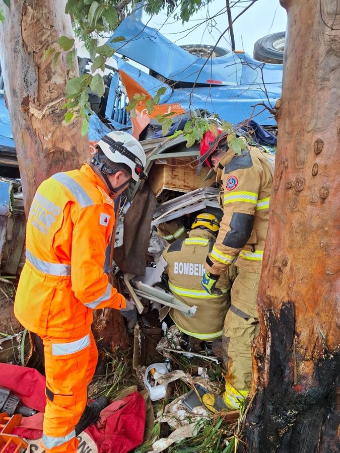 Sobe para seis o número de mortos em trágico acidente com ônibus na BR-365 | Patos Agora - A notícia no seu tempo - https://patosagora.net