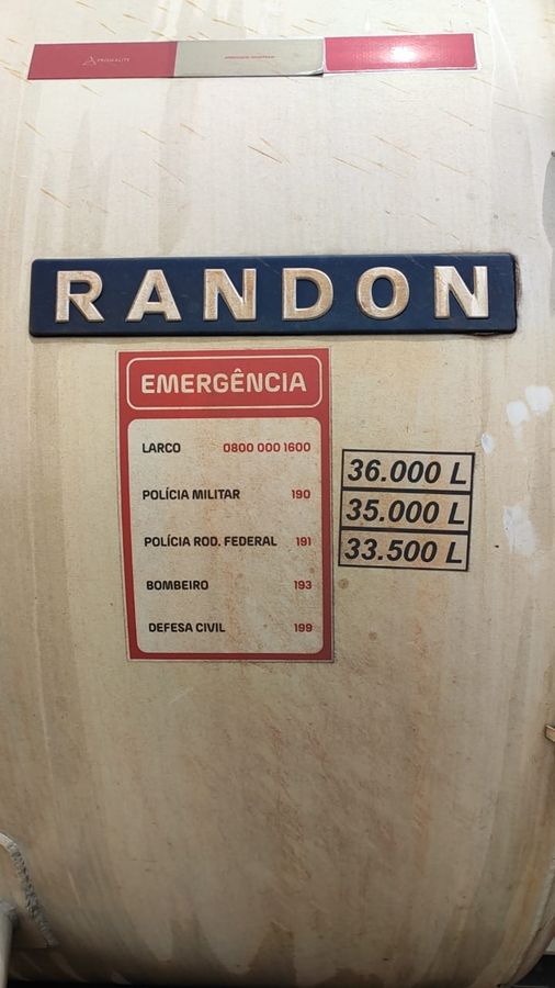 Caminhão-tanque com diesel pega fogo na BR-365 | Patos Agora - A notícia no seu tempo - https://patosagora.net