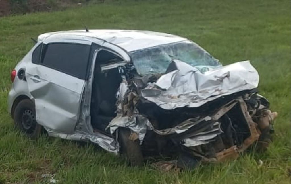 Acidente entre van de trabalhadores e carro de passeio deixa 3 mortos e 15 feridos na BR-354 | Patos Agora - A notícia no seu tempo - https://patosagora.net