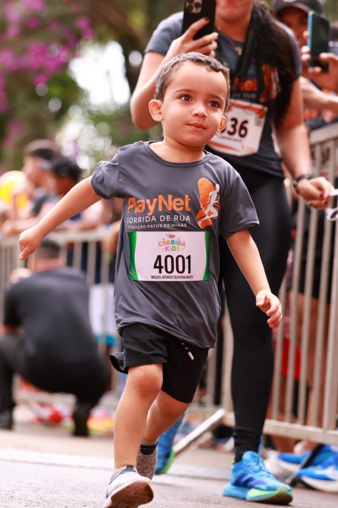Filho de militares, Miguel, de apenas 3 anos, conquista sua primeira corrida de rua | Patos Agora - A notícia no seu tempo - https://patosagora.net