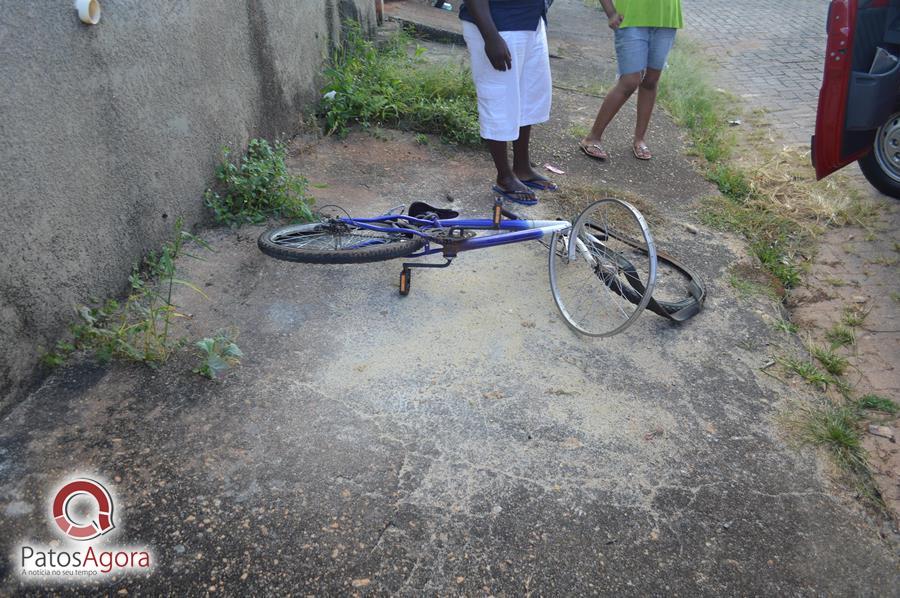 Mulher fica ferida após bicicleta perder freio na Rua Paraíba  | Patos Agora - A notícia no seu tempo - https://patosagora.net