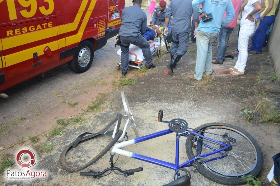 Mulher fica ferida após bicicleta perder freio na Rua Paraíba  | Patos Agora - A notícia no seu tempo - https://patosagora.net