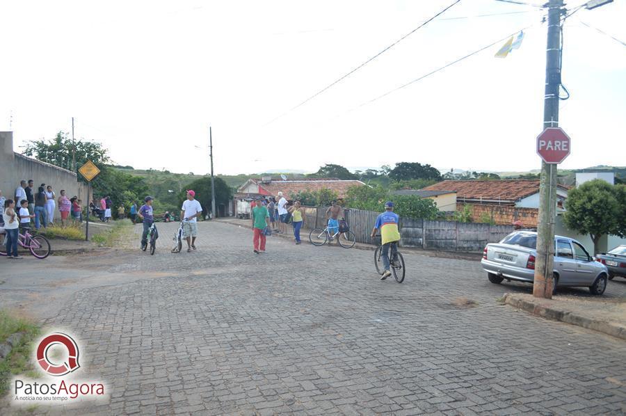 Mulher fica ferida após bicicleta perder freio na Rua Paraíba  | Patos Agora - A notícia no seu tempo - https://patosagora.net