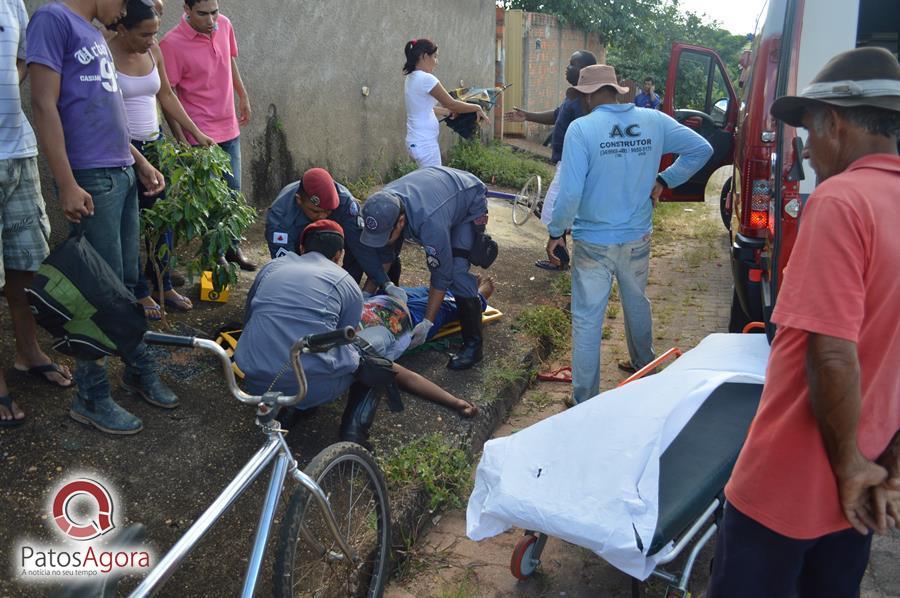 Mulher fica ferida após bicicleta perder freio na Rua Paraíba  | Patos Agora - A notícia no seu tempo - https://patosagora.net