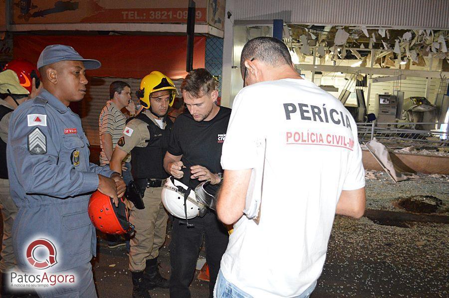 1ª explosão a caixa eletrônico em Patos de Minas acontece no banco mercantil | Patos Agora - A notícia no seu tempo - https://patosagora.net