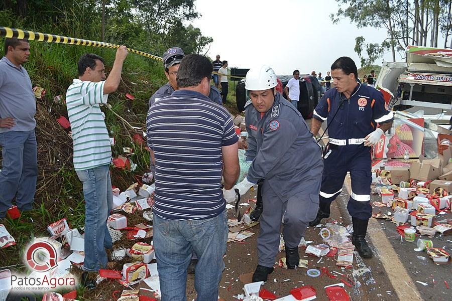 Grave acidente deixa mortos e feridos na BR-354 próximo do Aguinaldo das Pamonhas | Patos Agora - A notícia no seu tempo - https://patosagora.net