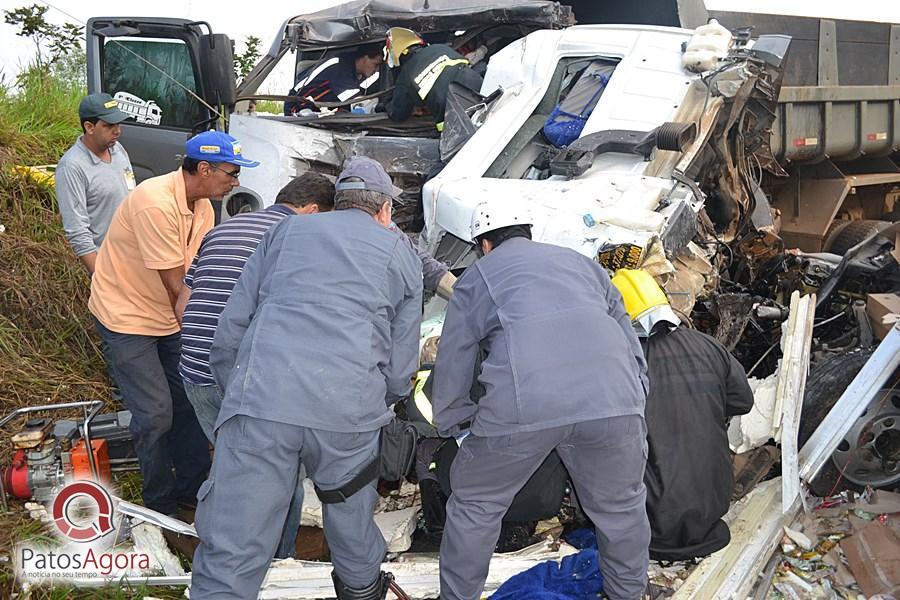 Grave acidente deixa mortos e feridos na BR-354 próximo do Aguinaldo das Pamonhas | Patos Agora - A notícia no seu tempo - https://patosagora.net