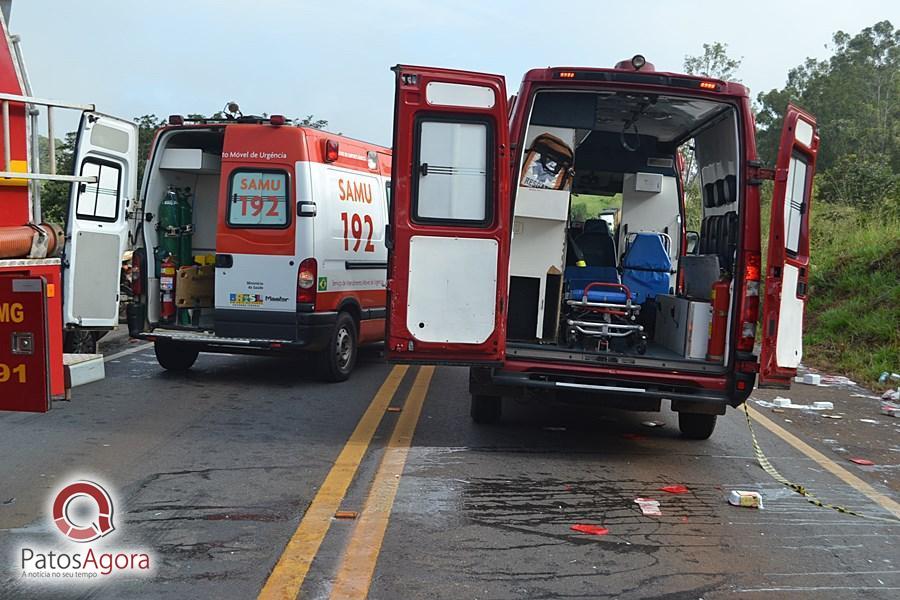 Grave acidente deixa mortos e feridos na BR-354 próximo do Aguinaldo das Pamonhas | Patos Agora - A notícia no seu tempo - https://patosagora.net