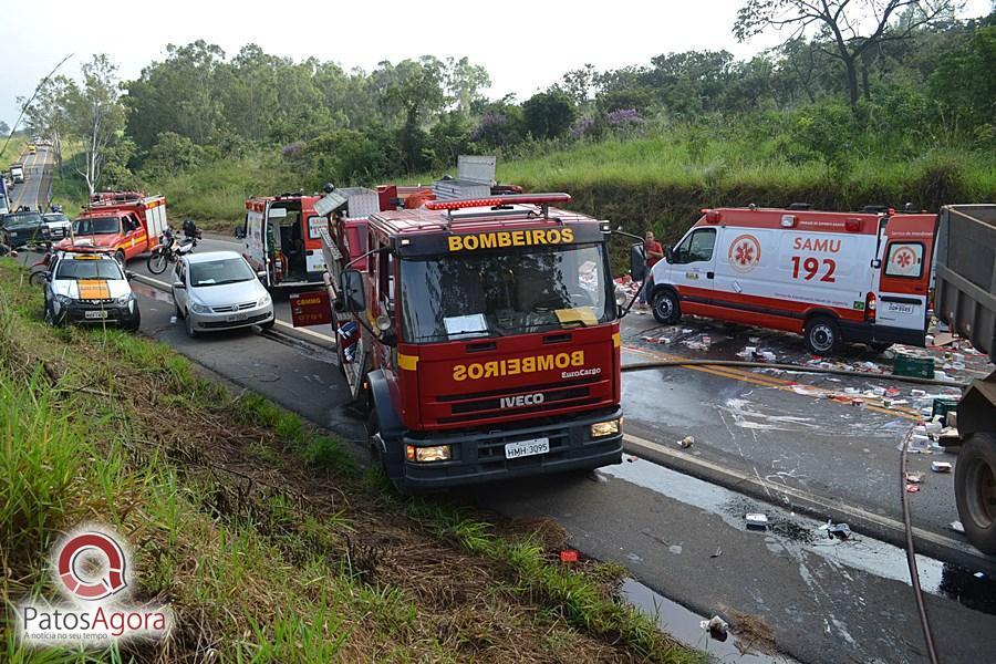 Grave acidente deixa mortos e feridos na BR-354 próximo do Aguinaldo das Pamonhas | Patos Agora - A notícia no seu tempo - https://patosagora.net