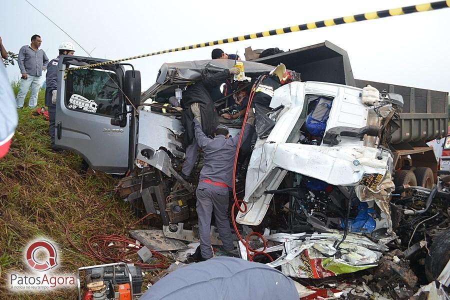 Grave acidente deixa mortos e feridos na BR-354 próximo do Aguinaldo das Pamonhas | Patos Agora - A notícia no seu tempo - https://patosagora.net