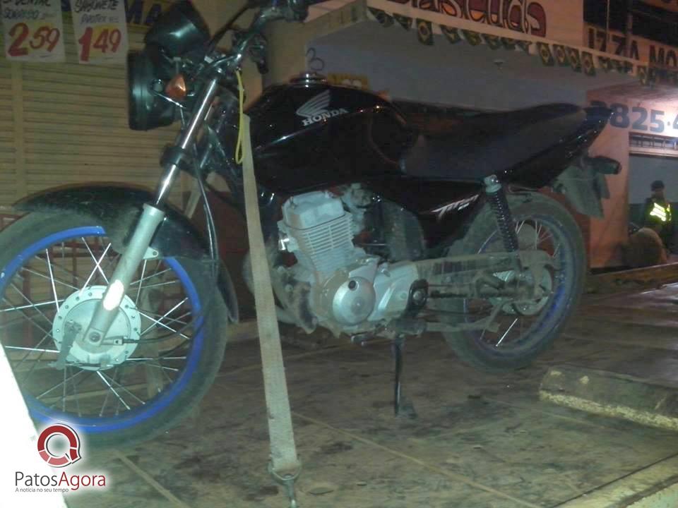 Cheia de estilo jovem é presa com motocicleta furtada no bairro Lagoa Grande | Patos Agora - A notícia no seu tempo - https://patosagora.net
