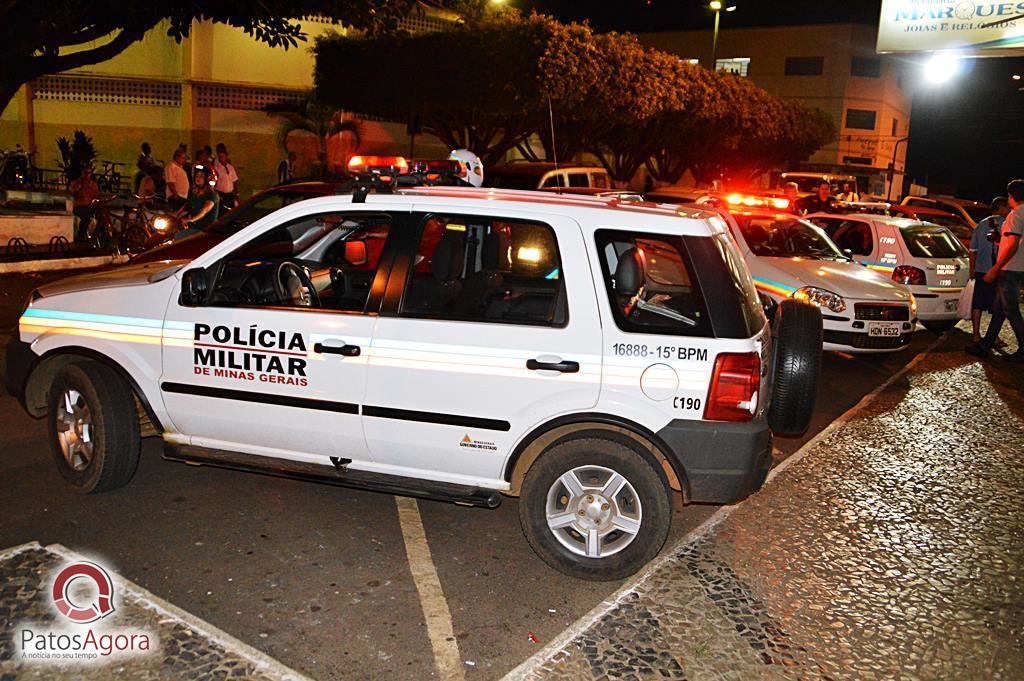 Relojoaria é assaltada e gerente é baleado no centro de Patos de Minas | Patos Agora - A notícia no seu tempo - https://patosagora.net