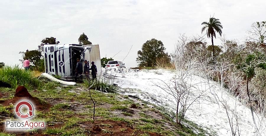Motorista morre após tombar carreta na BR-354 na curva do Belvedere  | Patos Agora - A notícia no seu tempo - https://patosagora.net