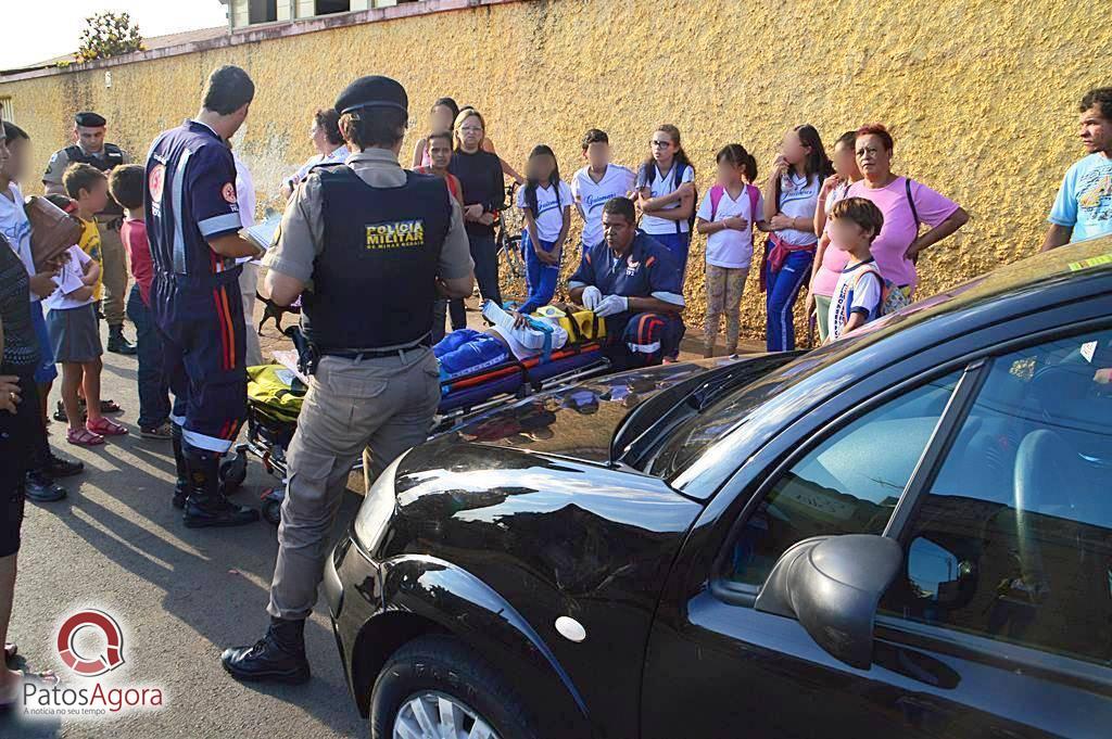Estudante de 12 anos tenta passar entre carros e é atropelada na porta de escola | Patos Agora - A notícia no seu tempo - https://patosagora.net