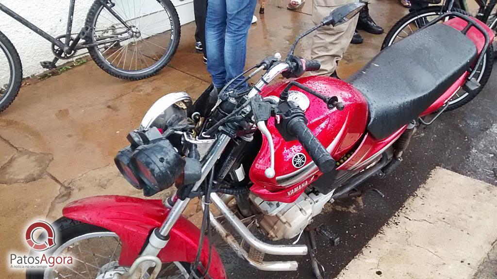 Pai e filho ficaram feridos em acidente entre bicicleta e uma motocicleta  | Patos Agora - A notícia no seu tempo - https://patosagora.net
