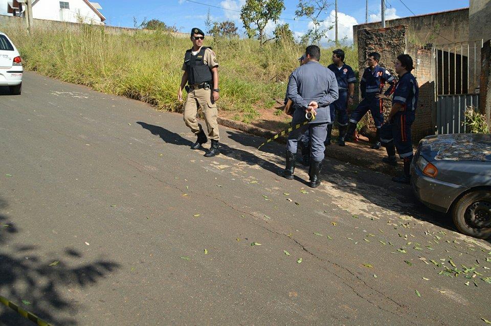 Mulher morre atropelada na porta de casa enquanto varria a calçada | Patos Agora - A notícia no seu tempo - https://patosagora.net