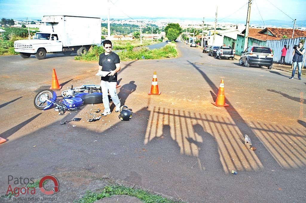 Motociclista morre após colidir em caminhão no bairro Jardim Esperança | Patos Agora - A notícia no seu tempo - https://patosagora.net