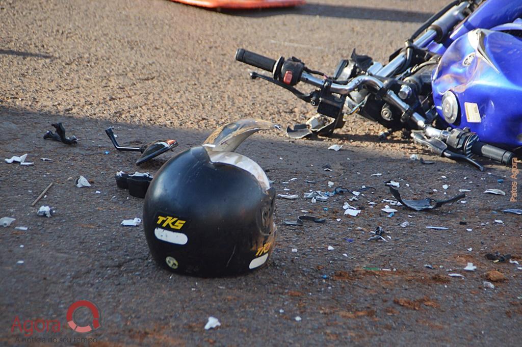 Motociclista morre após colidir em caminhão no bairro Jardim Esperança | Patos Agora - A notícia no seu tempo - https://patosagora.net