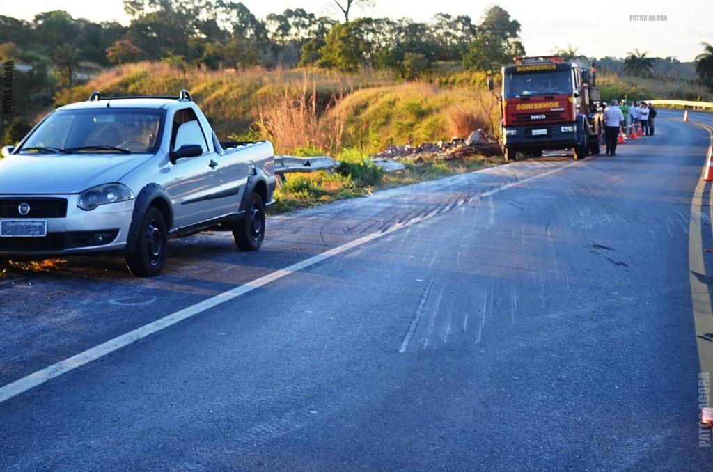 Motorista morre em capotamento na curva do Belvedere na BR-354 próximo de Rio Paranaíba | Patos Agora - A notícia no seu tempo - https://patosagora.net