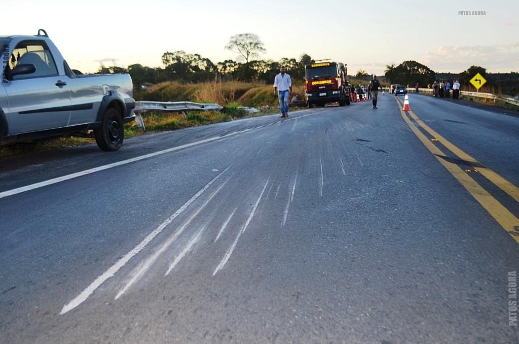 Motorista morre em capotamento na curva do Belvedere na BR-354 próximo de Rio Paranaíba | Patos Agora - A notícia no seu tempo - https://patosagora.net