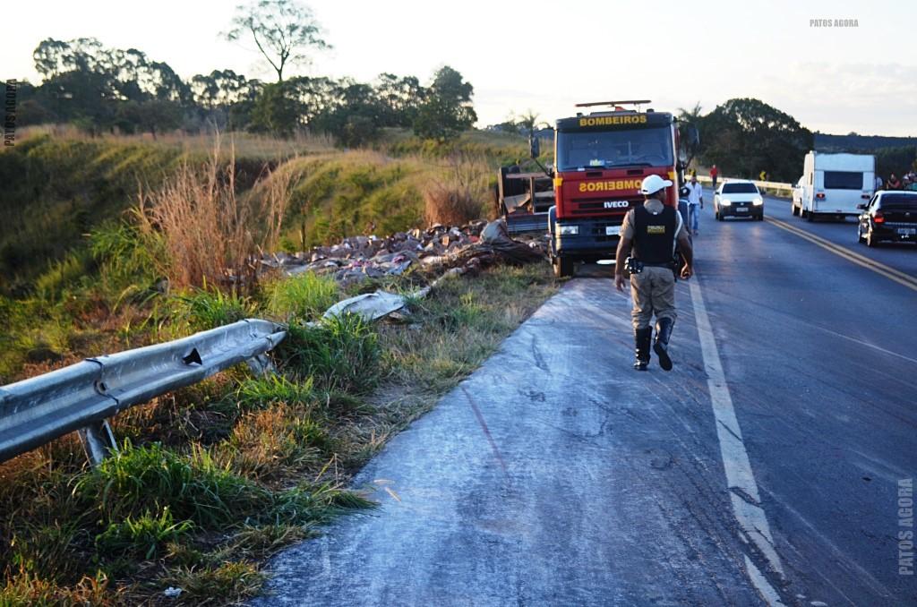 Motorista morre em capotamento na curva do Belvedere na BR-354 próximo de Rio Paranaíba | Patos Agora - A notícia no seu tempo - https://patosagora.net