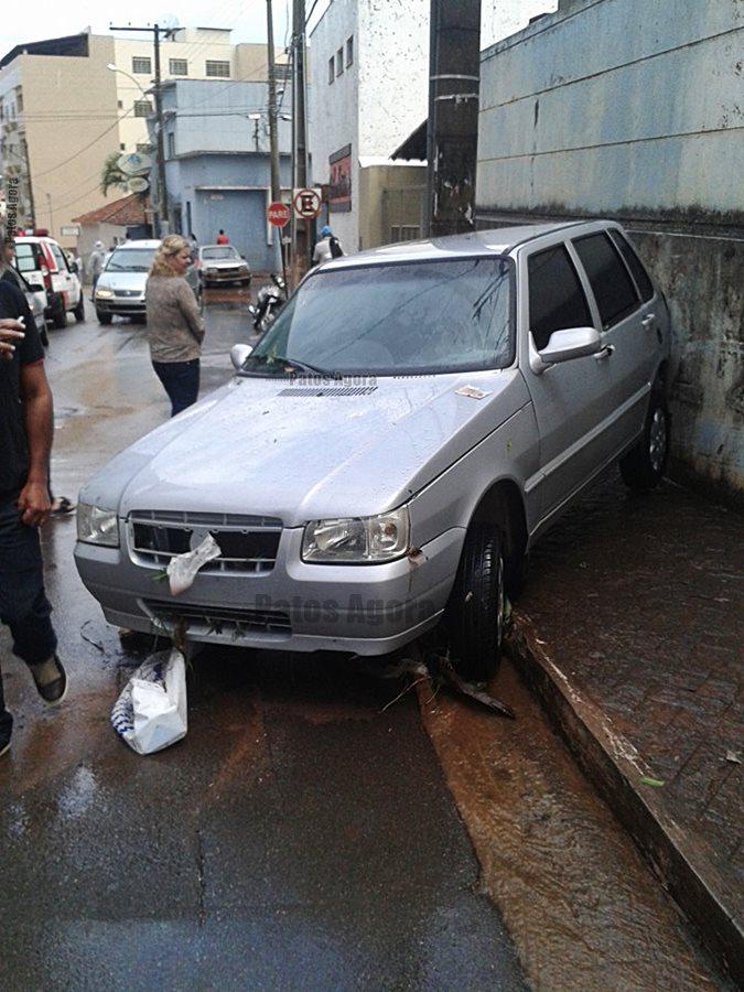 Urgente: Chuva de granizo causa estragos em São Gotardo  | Patos Agora - A notícia no seu tempo - https://patosagora.net