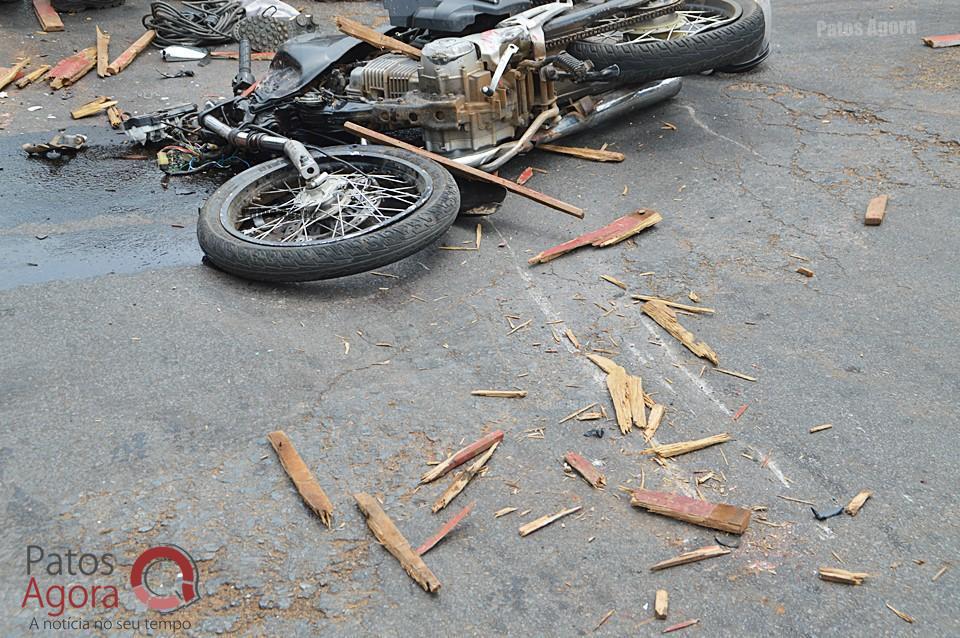 Motociclista morre em grave acidente na Rua Major Gote em frente ao Parque de Exposições | Patos Agora - A notícia no seu tempo - https://patosagora.net