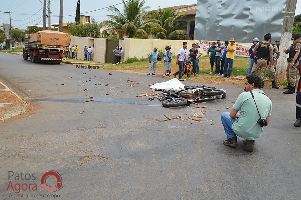 Motociclista morre em grave acidente na Rua Major Gote em frente ao Parque de Exposições | Patos Agora - A notícia no seu tempo - https://patosagora.net