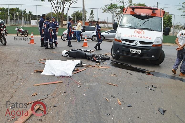 Motociclista morre em grave acidente na Rua Major Gote em frente ao Parque de Exposições | Patos Agora - A notícia no seu tempo - https://patosagora.net