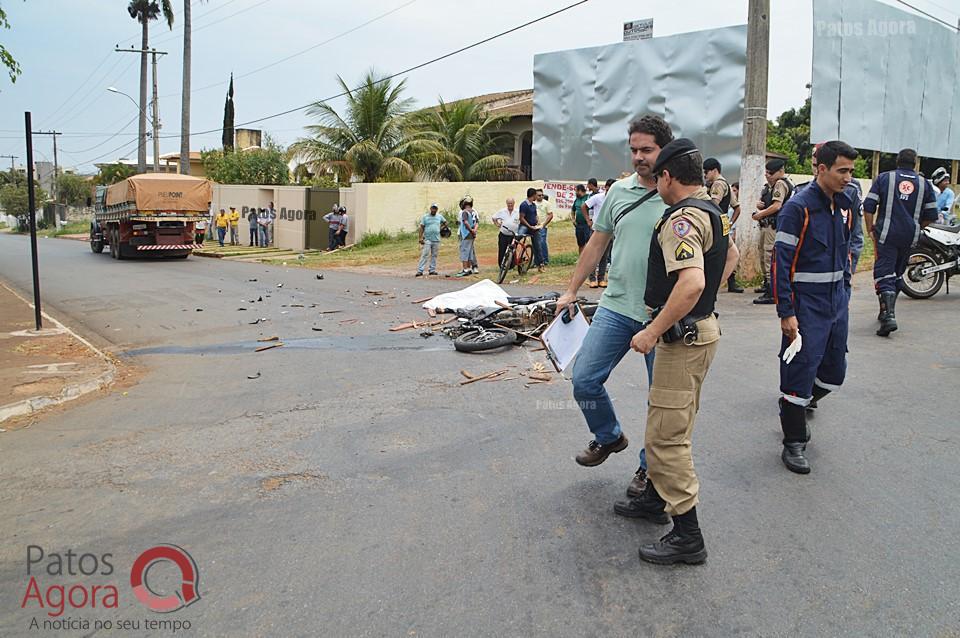 Motociclista morre em grave acidente na Rua Major Gote em frente ao Parque de Exposições | Patos Agora - A notícia no seu tempo - https://patosagora.net