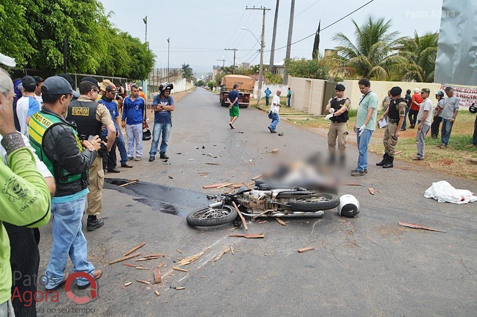 Motociclista morre em grave acidente na Rua Major Gote em frente ao Parque de Exposições | Patos Agora - A notícia no seu tempo - https://patosagora.net