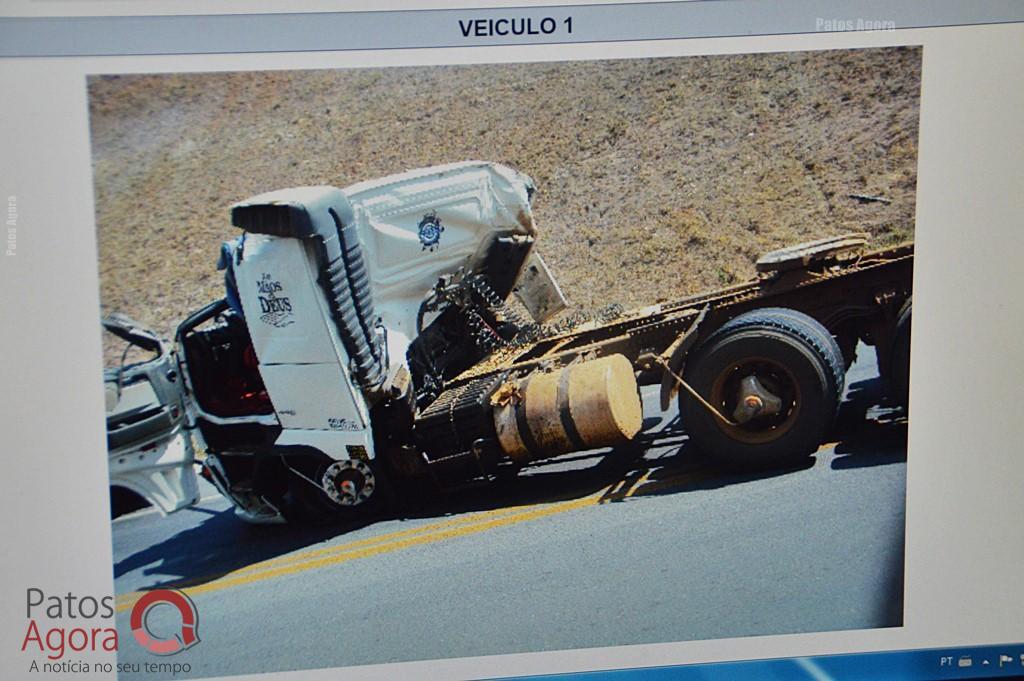 Condutor fica ferido após veículo apresentar problemas em declive acentuado e tombar | Patos Agora - A notícia no seu tempo - https://patosagora.net