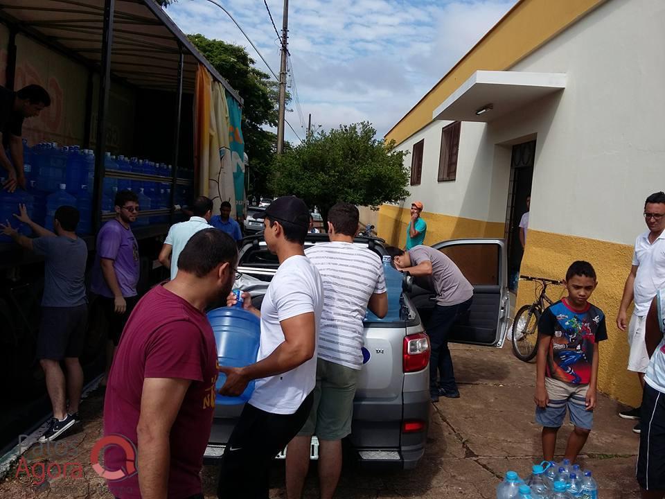 Franciscanos entregam doações em Governador Valadares | Patos Agora - A notícia no seu tempo - https://patosagora.net